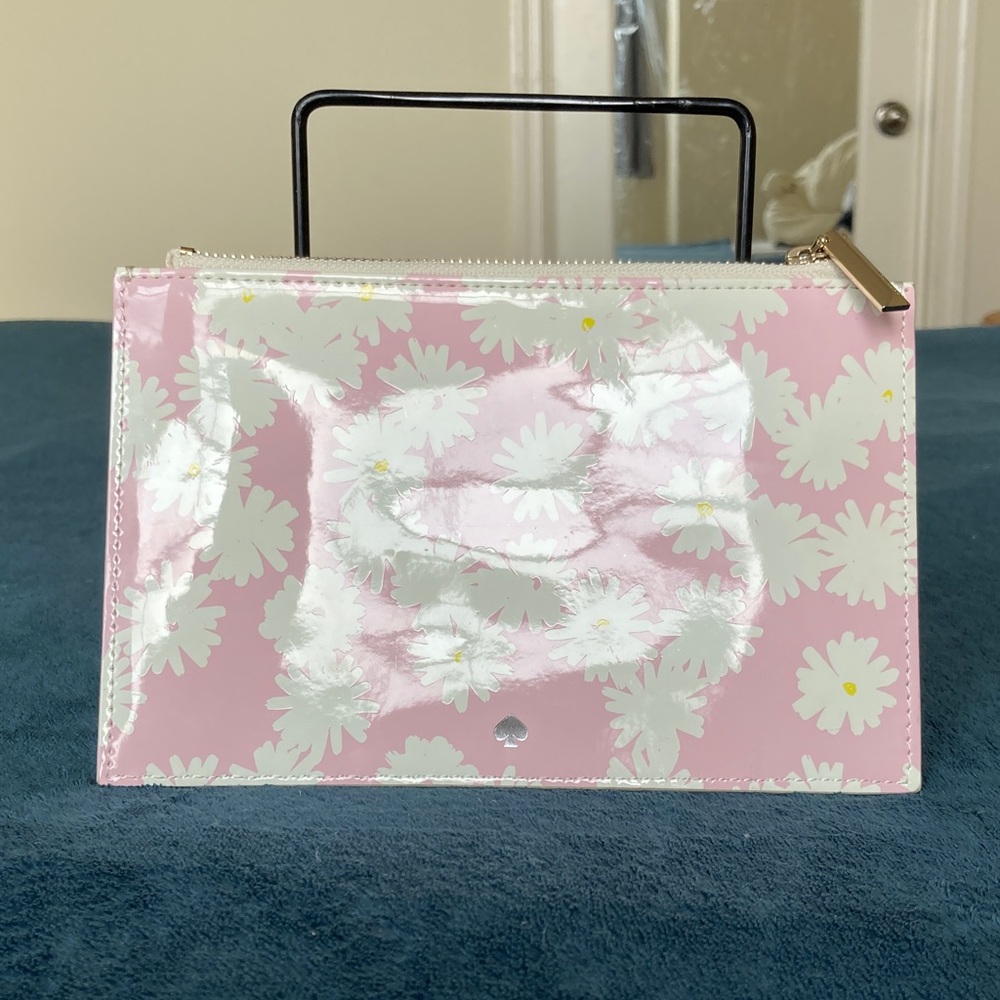 Kate Spade Striped “Love is all around” pencil cosmetic Pouch - Picture 2 of 13